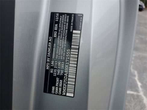 Used 2017 smart fortwo passion image 25