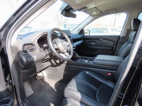 Certified 2024 Honda Pilot EX-L image 2