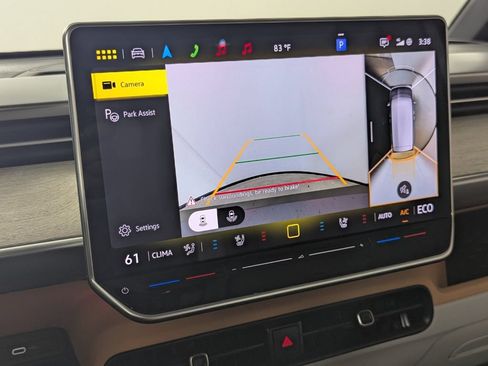 Used 2025 Volkswagen ID. Buzz 1st Edition AWD/4WD image 23