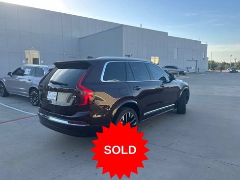 Used 2025 Volvo XC90 T8 Ultra AWD/4WD image 9