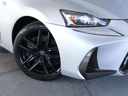 Used 2017 Lexus IS 350 F Sport w/ F Sport Package RWD image 4