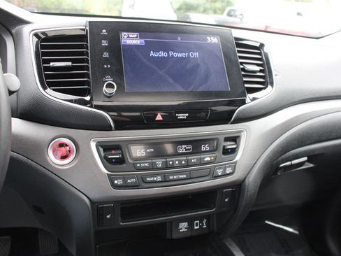 Used 2023 Honda Ridgeline RTL-E image 18