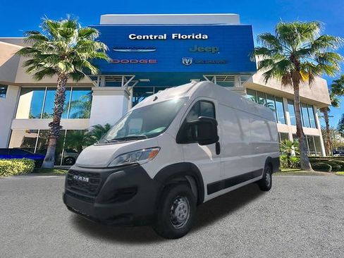 Used 2023 RAM ProMaster 3500 w/ Convenience Group image 9