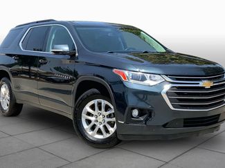 Used 2019 Chevrolet Traverse LT FWD video 2