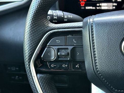 Used 2024 Toyota Sequoia Platinum image 22