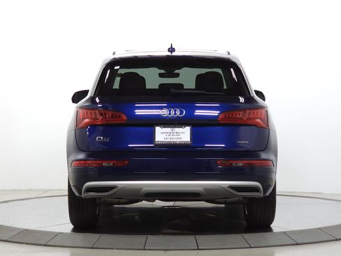 Used 2019 Audi Q5 2.0T Premium Plus w/ Premium Plus Package AWD/4WD image 6
