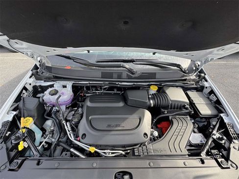 New 2026 Chrysler Pacifica Pinnacle image 13