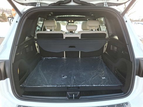 Used 2026 Mercedes-Benz GLB 250 4MATIC image 26