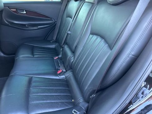 Used 2016 INFINITI QX50 Base w/ Deluxe Touring Package image 9