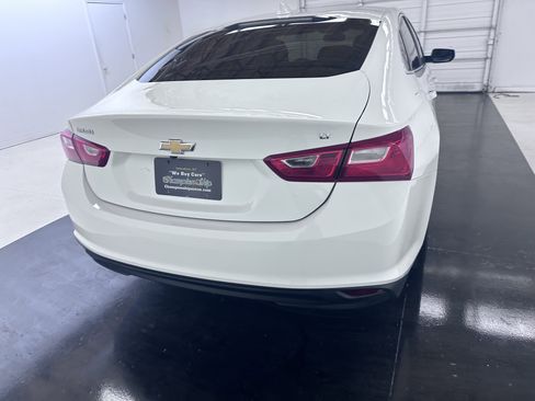 Used 2016 Chevrolet Malibu LT image 13