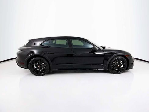 Certified 2022 Porsche Taycan 4 Cross Turismo AWD/4WD image 8