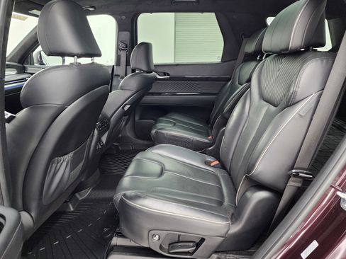 Used 2024 Hyundai Palisade Calligraphy image 8