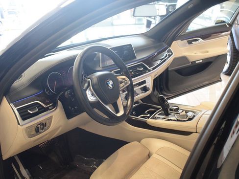 Used 2017 BMW 740i RWD image 45