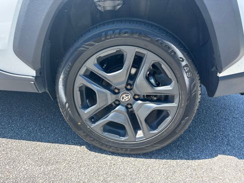 Used 2024 Toyota RAV4 Adventure image 19