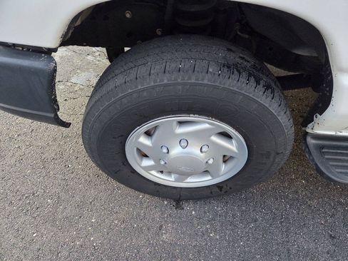Used 2013 Ford E-350 and Econoline 350 Extended Super Duty w/ PWR Group RWD image 30
