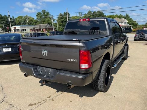 Used 2018 RAM 1500 Express w/ Express Value Package AWD/4WD image 6