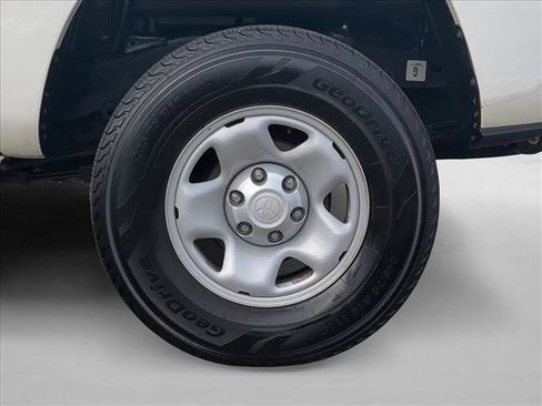 Certified 2022 Toyota Tacoma SR image 23