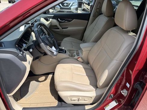 Used 2019 Nissan Rogue SL w/ Premium Package AWD/4WD image 13