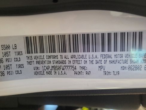 Used 2015 Jeep Cherokee Trailhawk w/ Comfort/Convenience Group image 33