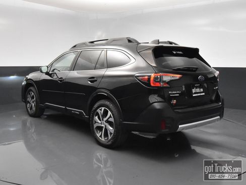 Used 2021 Subaru Outback Limited AWD/4WD image 5