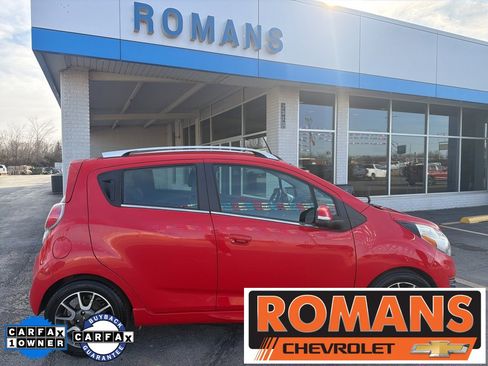Used 2015 Chevrolet Spark LT image 2