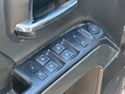 Used 2019 Chevrolet Silverado 1500 LT w/ All Star Edition AWD/4WD image 16