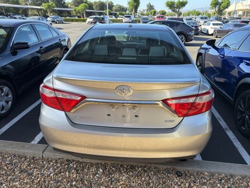 Certified 2017 Toyota Camry LE FWD image 7