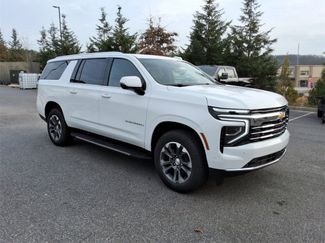 New 2026 Chevrolet Suburban LT video 3