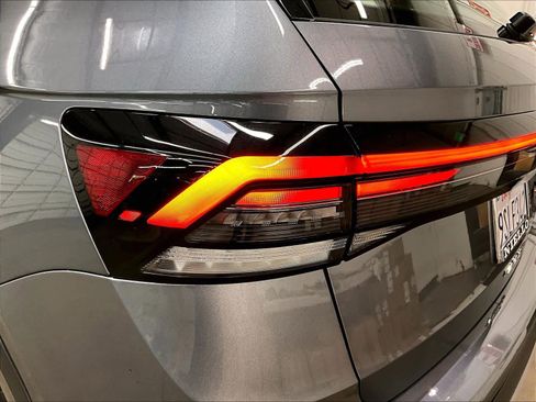 Used 2025 Volkswagen Taos S image 30