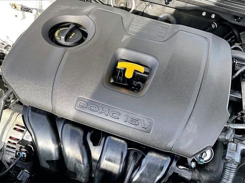 Used 2021 Kia Forte LXS image 27