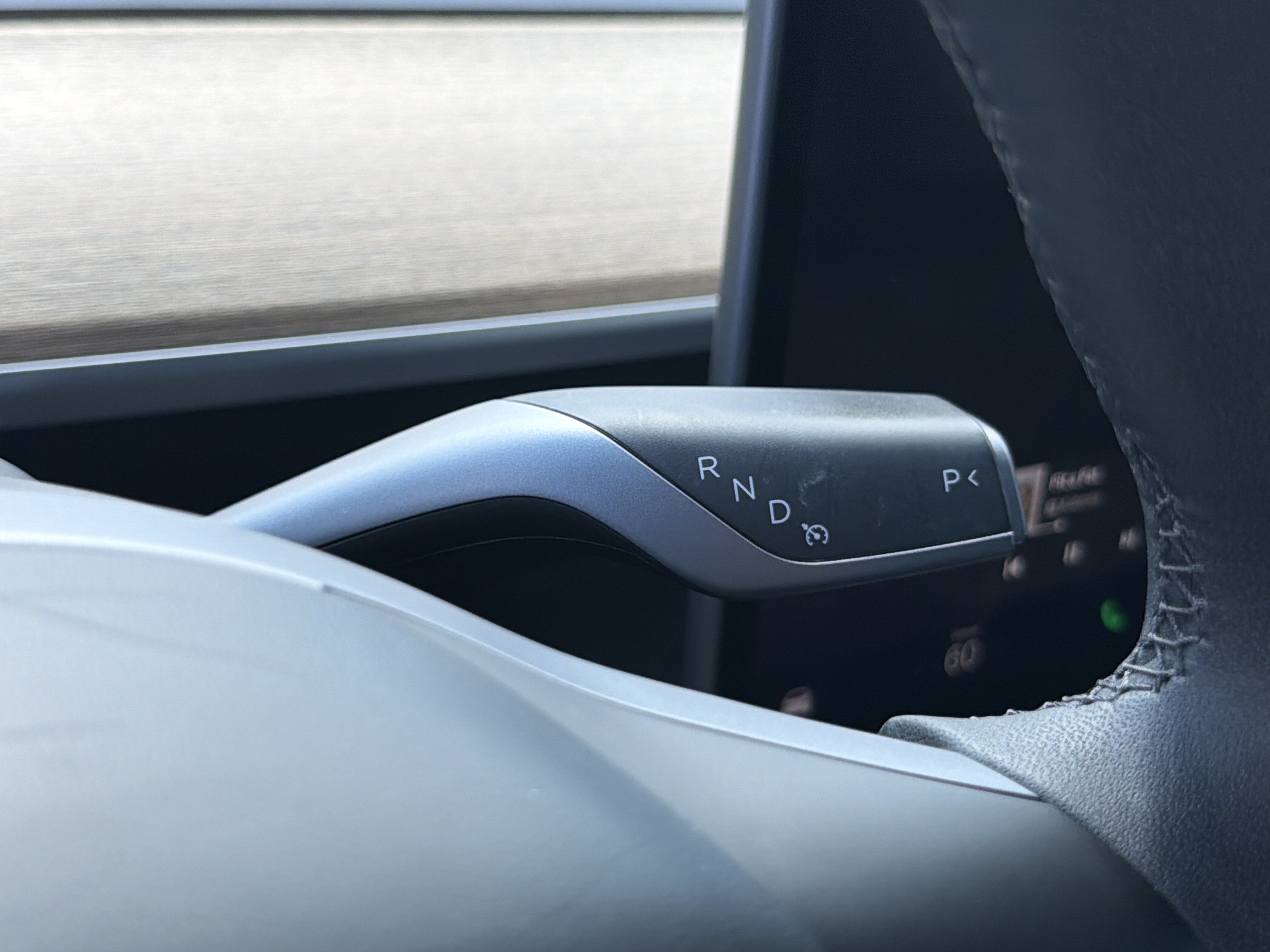 Used 2023 Tesla Model Y Long Range AWD/4WD image 28
