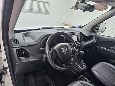 Used 2019 RAM ProMaster City Tradesman SLT FWD image 11
