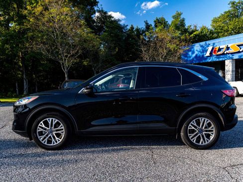 Used 2021 Ford Escape SEL w/ Technology Package AWD/4WD image 3