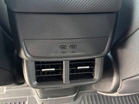 New 2026 Chevrolet Equinox LT w/ Convenience Package II AWD/4WD image 29