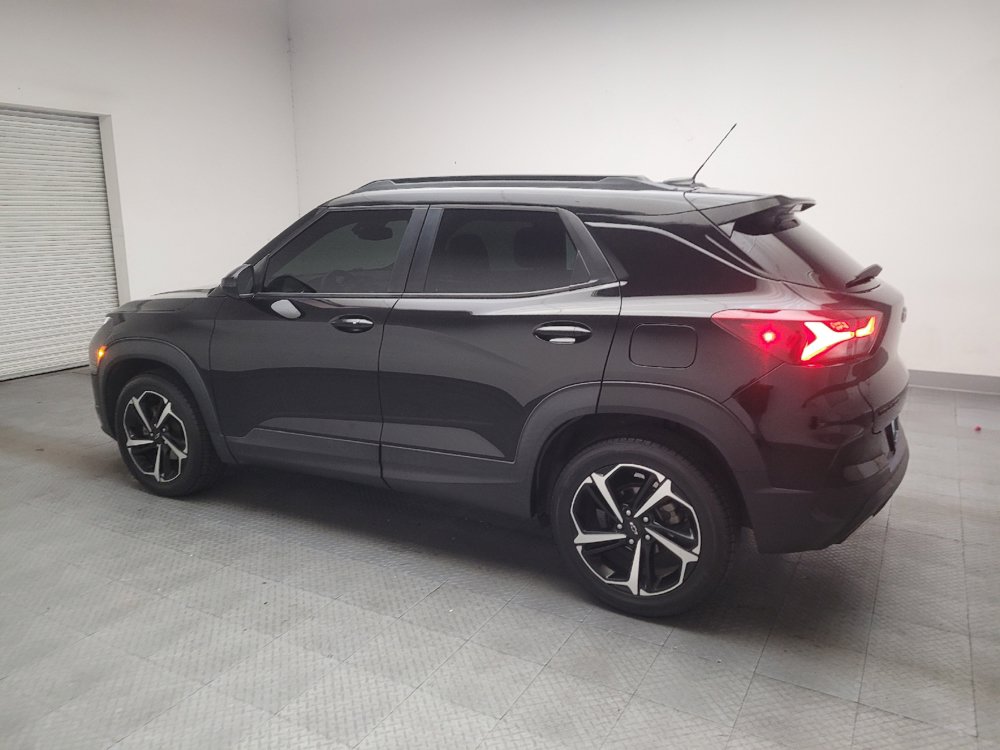 Used 2021 Chevrolet TrailBlazer RS w/ Technology Package FWD image 3