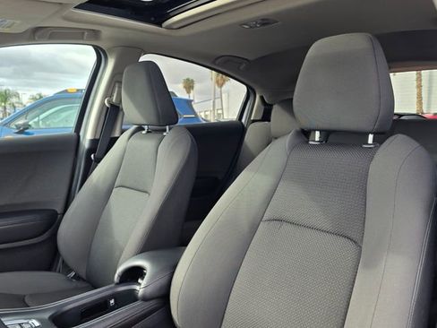 Used 2021 Honda HR-V EX image 17
