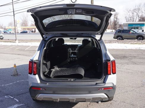 Used 2022 Kia Sorento SX Prestige image 25