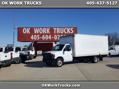 Used 2017 Ford E-350 and Econoline 350 Super Duty RWD image 1