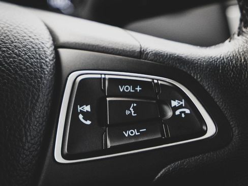 Used 2020 Ford EcoSport SE image 14