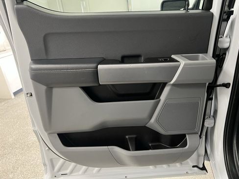 Used 2022 Ford F150 XLT image 52