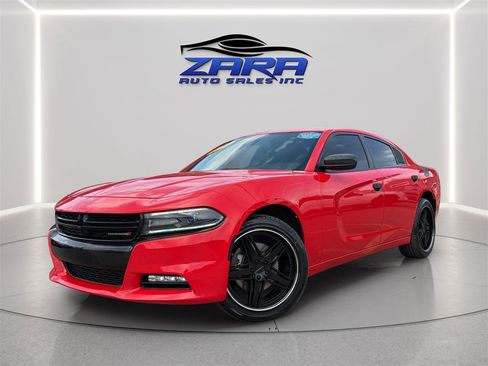 Used 2018 Dodge Charger GT AWD/4WD image 1