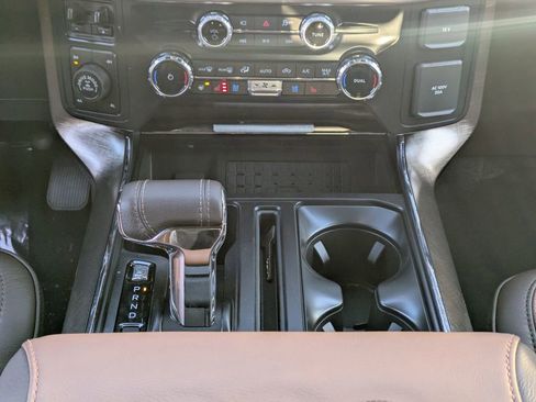 New 2025 Ford F150 King Ranch w/ FX4 Off-Road Package image 18