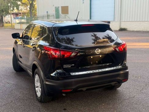Used 2019 Nissan Rogue Sport S FWD image 7