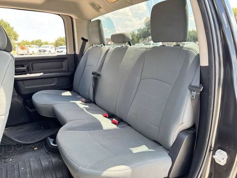 Used 2015 RAM 1500 Express AWD/4WD image 21