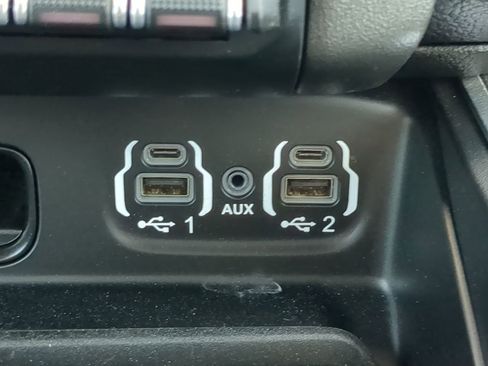 Used 2021 RAM 3500 Laramie image 24