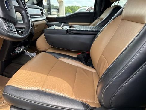 Used 2024 Ford F250 Lariat w/ FX4 Off-Road Package AWD/4WD image 2