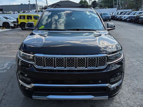 Used 2022 Jeep Grand Wagoneer Series II w/ Convenience Group III AWD/4WD image 3