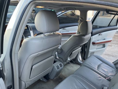 Used 2004 Lexus RX 330 AWD image 23