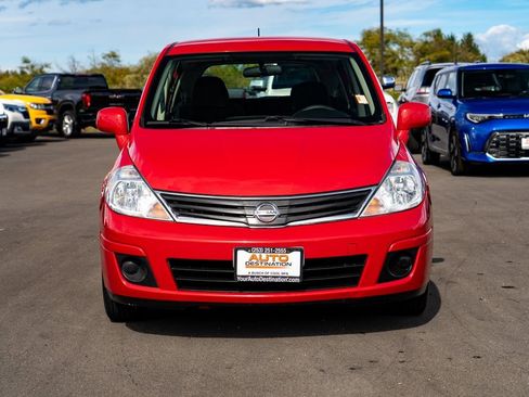 Used 2010 Nissan Versa 1.8 S image 2