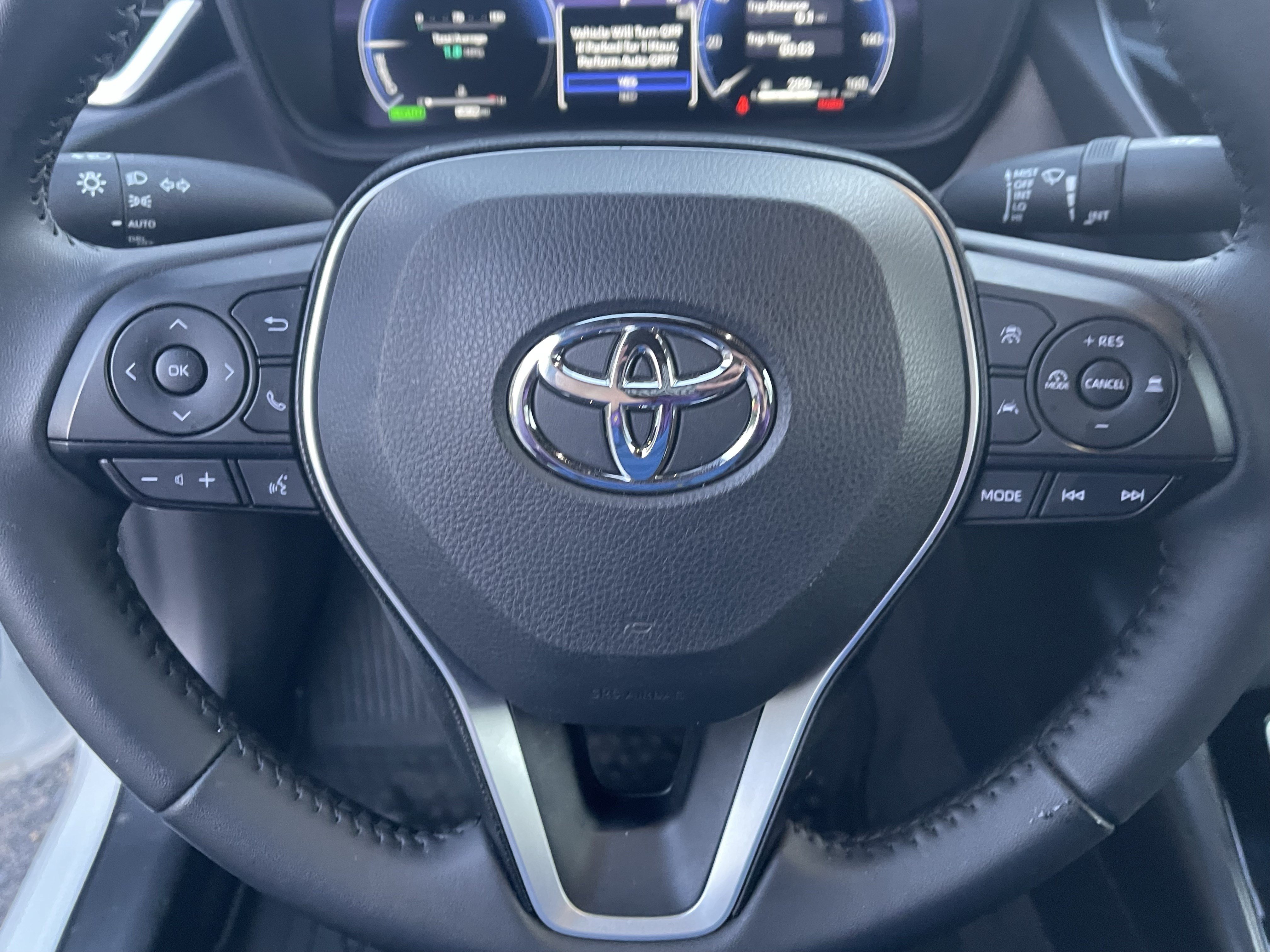 Used 2026 Toyota Corolla SE w/ SE Premium Package AWD/4WD image 18